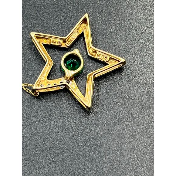 Alwand Vahan 10k Gold Star Emerald Heart Center Stone Diamonds Pendant Necklace - Picture 3 of 8